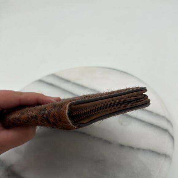 Pony hair spotted fur rhinestone glam western wallet - Picture 5 of 7